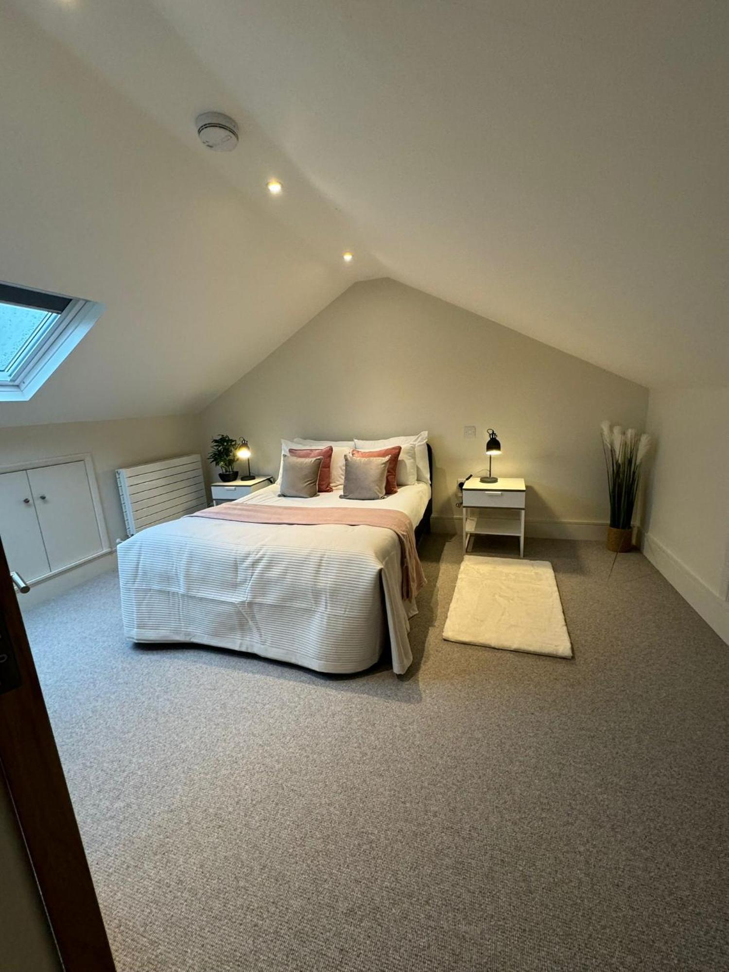 Osbourne House Pink 2 Bed, 2 And Half Bath Lejlighed Birmingham Eksteriør billede