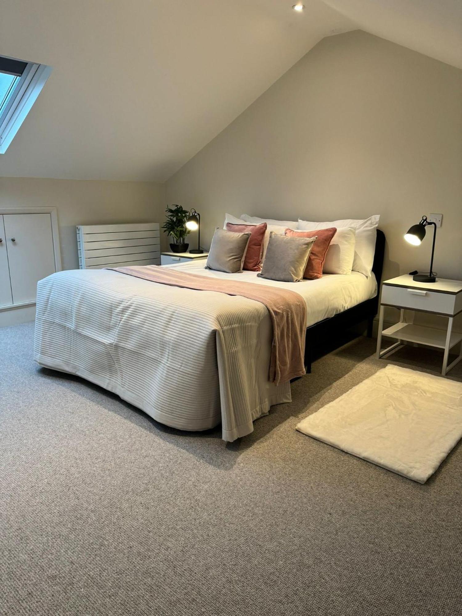 Osbourne House Pink 2 Bed, 2 And Half Bath Lejlighed Birmingham Eksteriør billede