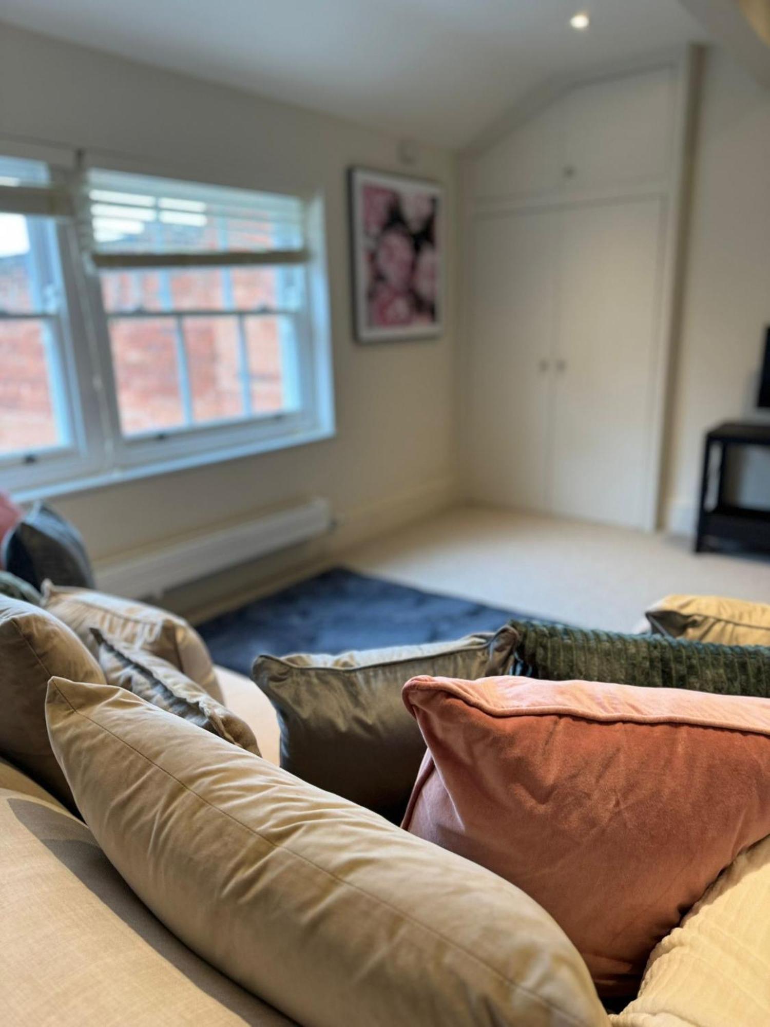 Osbourne House Pink 2 Bed, 2 And Half Bath Lejlighed Birmingham Eksteriør billede
